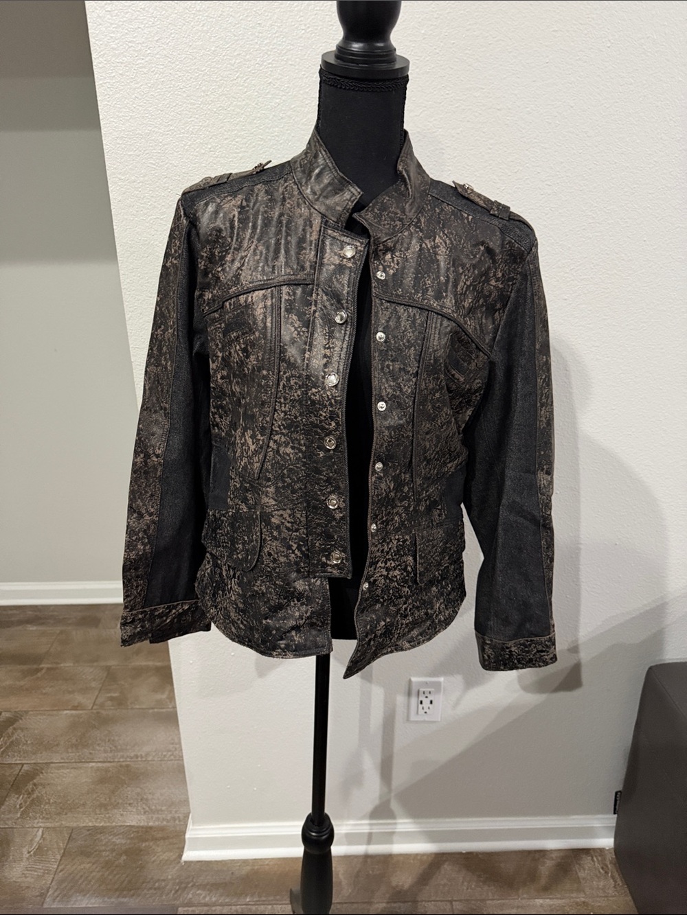 Women’s Metallic Black-Brown Military-Style Jacket